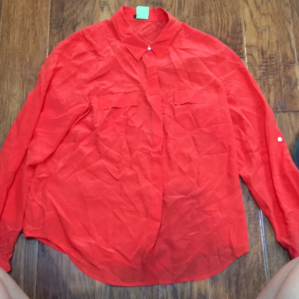 CUTE BUTTON UP SHIRT